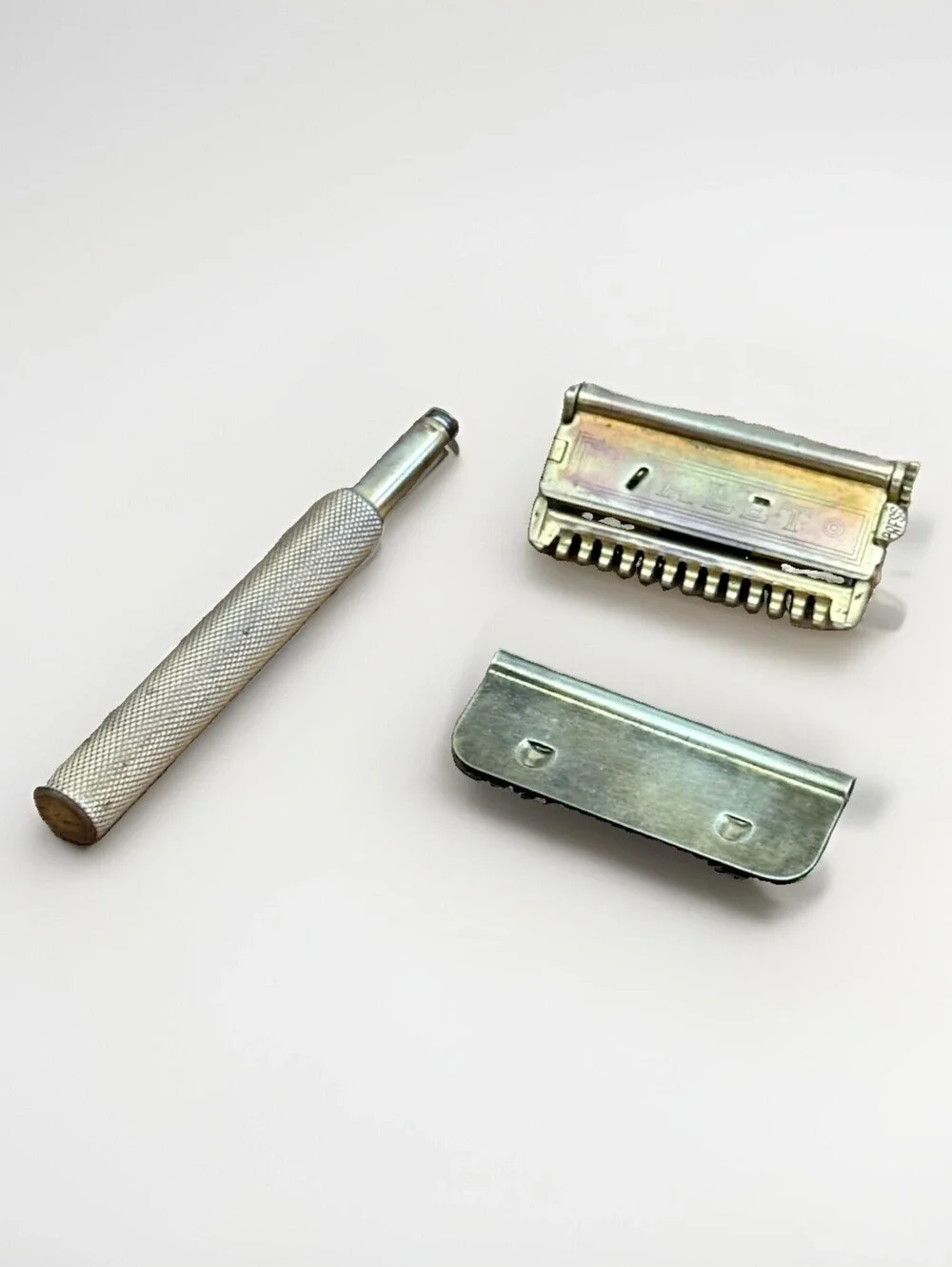 Vintage Collectible Valet Auto Strop Safety Razor Gold Tone 1930s